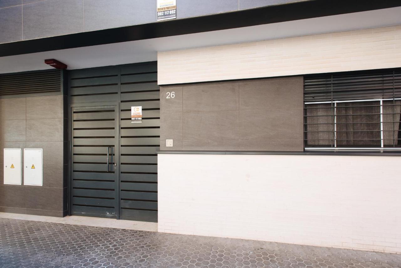 Apartamento Estelar Con Piscina Y Garaje Nervion Appartement Sevilla Buitenkant foto