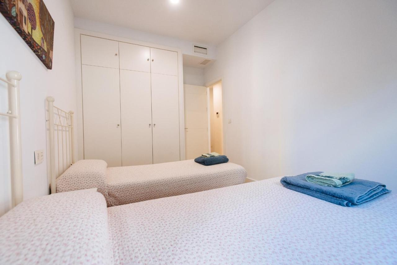 Apartamento Estelar Con Piscina Y Garaje Nervion Appartement Sevilla Buitenkant foto