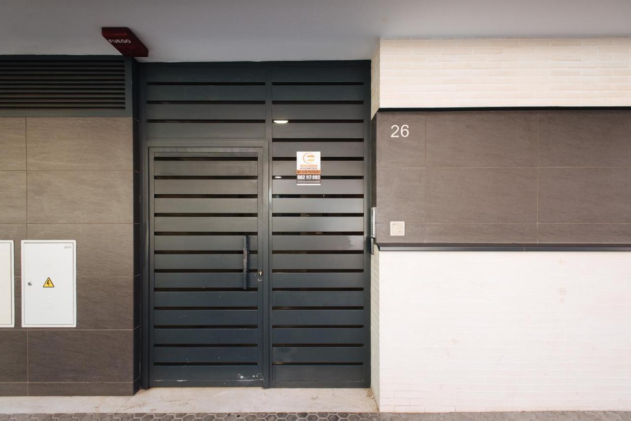Apartamento Estelar Con Piscina Y Garaje Nervion Appartement Sevilla Buitenkant foto